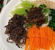 Spicy Chicken Noodle Salad