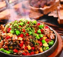 Stone Plate Spicy Sesame Chicken