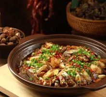 Braised Sea Bass in Clay Pot