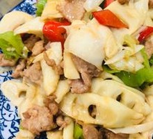 Pickled Bamboo Shoots Stir-Fried with Pork