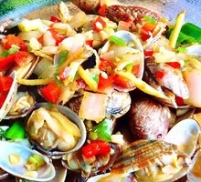 Stir-Fried Clams with Special Flavor