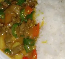 咖喱牛肉烩饭