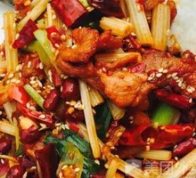 Sauce-Braised Pork Rice Bowl