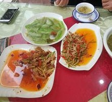 Sour Cabbage and Doubanjiang Soup