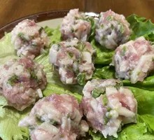 Fresh Meat and Pickled Mustard Greens Dumplings