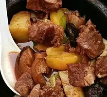 Spicy Braised Pig Trotters