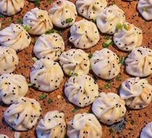 Finger-shaped Pan-fried Dumplings