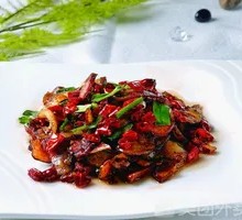 Dry Chili Stir-Fried Pork