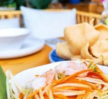Phat Thai Salad