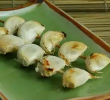 Grilled Garlic Skewers