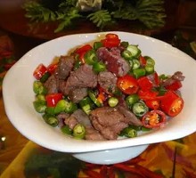 Stir-Fried Beef with Yellow Onion