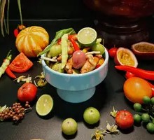 Freshly Ground Sour Soup Pot