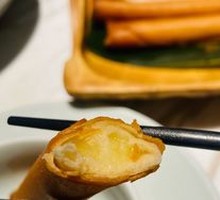 Durian Spring Rolls