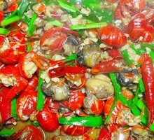Stir-fried Shrimp Tails with Snail Meat