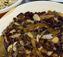 Dry-Fried Fresh Chanterelle Mushrooms