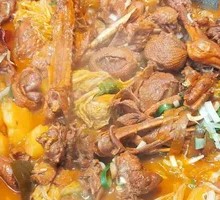 Stewed Goose in Iron Pot
