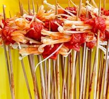 Beef Slices with Enoki Mushrooms