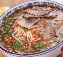 Clear Soup Beef Noodles
