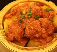Steamed Pork Ribs with Rice Flour