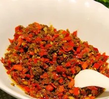 Spicy Beef with Small Chilies