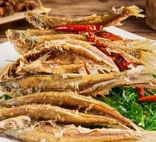 Crispy Fuxian Lake White Fish