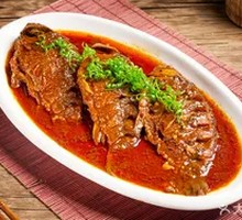 Chenggong Old Sauce Braised Crucian Carp