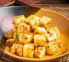 Dai-style Mango and Pineapple Salad