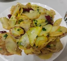 Sour Cabbage and Potato Slices