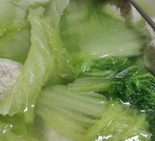 Cabbage Pork Dumpling Soup