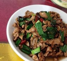 Dry Chili Stir-Fried Pork