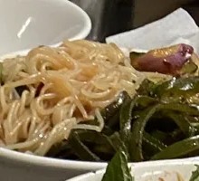 Cold-Mixed Glass Noodles with Kelp