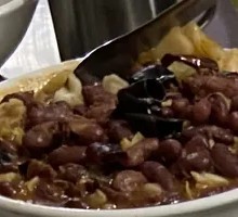 Red Bean and Cabbage Stir-fry