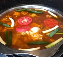 Kaili-style Sour Chicken Hot Pot