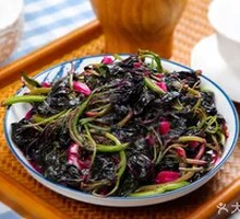Stir-Fried Baby Mustard Greens