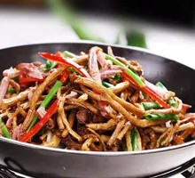 Spicy Tea Tree Mushroom Hot Pot