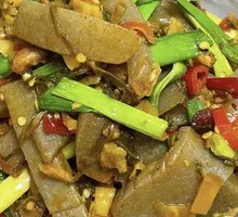 Sour Cabbage and Konjac Dish