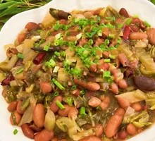 Red Bean Stir-fried with Pickled Cabbage