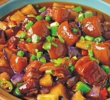 Stoneware Eggplant with Braised Pork