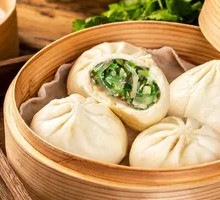 Leek and Vermicelli Dumplings
