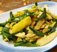 Stir-Fried Tofu with Leeks