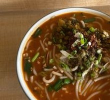 Fresh Meat Rice Noodles