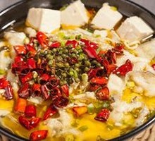 Bean Curd Sour Cabbage Fish Soup