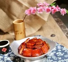 Dancing Braised Pork