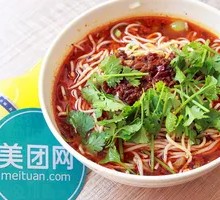 Spicy Beef Noodles with Sauce