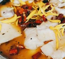 Chrysanthemum Sour Cabbage Wuchang Fish