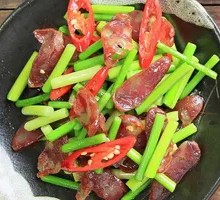 Garlic Shoot and Sausage Rice Bowl