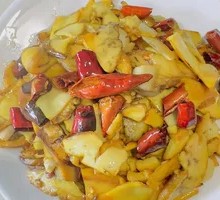 Stir-fried Hand-Responsive Mushroom