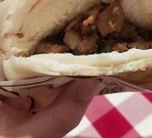 Crispy Pastry Meat Sandwich