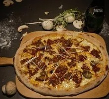 Spicy Beef Pizza