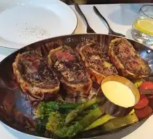 Wagyu Wellington